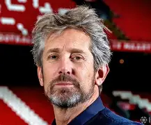 关于国际比赛日阿贾克斯扳平良机——CBA季后赛节点到来；悬念犹存；更衣室氛围转暖的信息